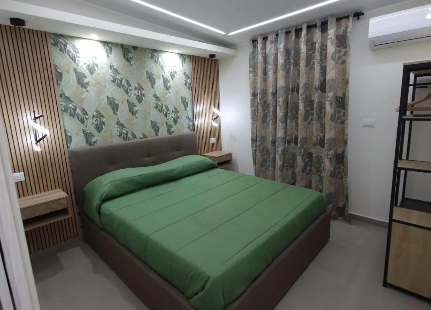 Gsg Room & Relax - Green House Catania 0*,  Italy